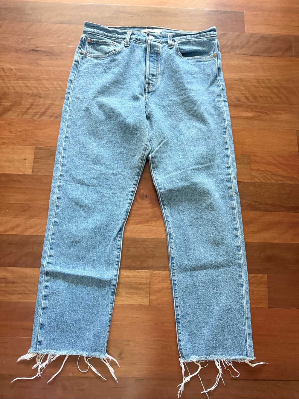 Levi’s wedgie straight Jean